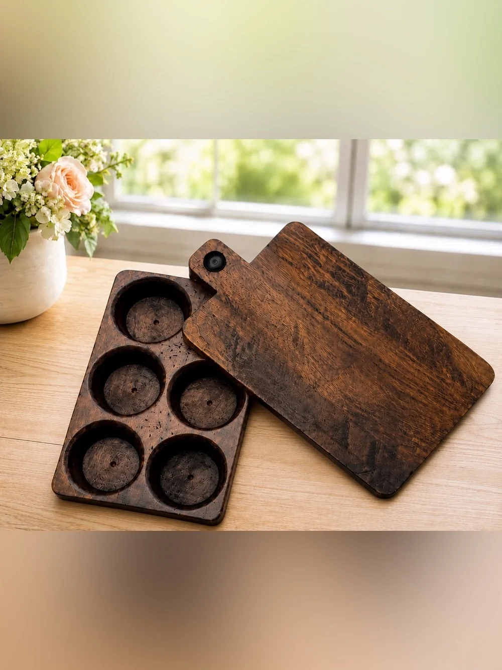 Vintage Williams Sonoma Rustic Heavy Wood Spice/Egg Box With Lid/Cutting Board